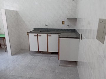 APARTAMENTO SEMI MOBILIADO